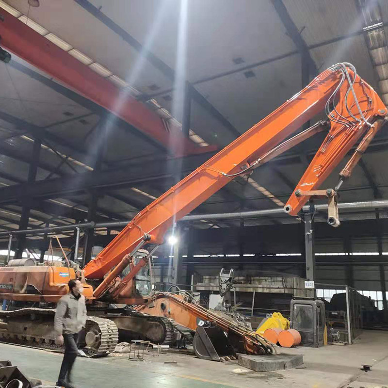 斗山370—13米打樁臂 (1)